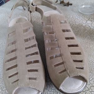 Skechers suede gladiator sandals